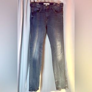 H&M LOGG Label of Graded Goods Jeans Skinny Fit Vintage Faded Wash Size 32. EUC